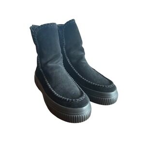 J/Slides Black Suede Faux Fur Lined Platform Boots Whipstitch Moc Toe Women 7.5